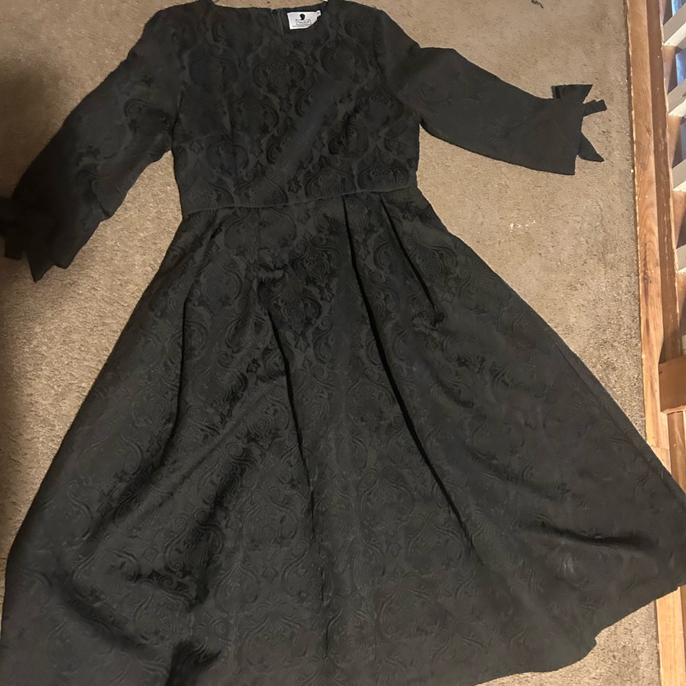 Black dainty jewels dress size medium
